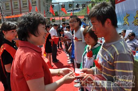 http://www.bhqbhq.com/UploadFile/2010824112346734.jpg